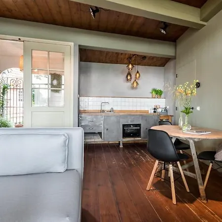 Havenhuisje Holiday home