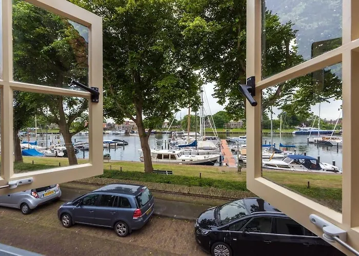 Havenhuisje * Медемблик